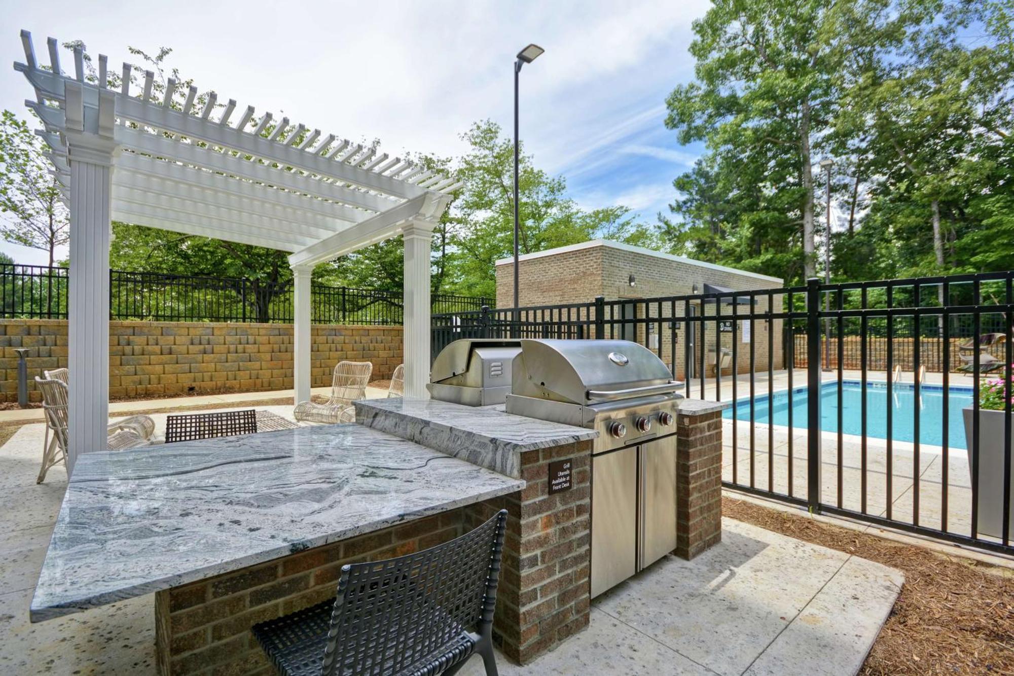 Homewood Suites By Hilton Raleigh Cary I-40 Exteriör bild